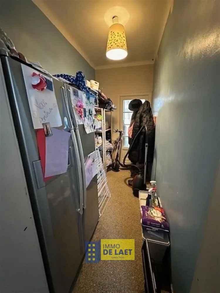 3 Slaapkamers Hoboken - Tuin - Kelder - Centraal Gelegen