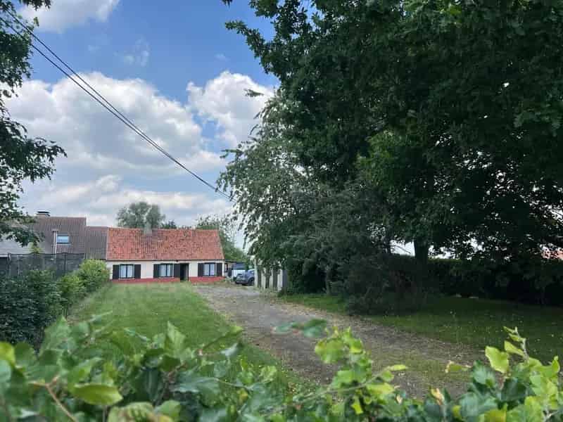 Totaal te renoveren hoeve te koop in Lievegem