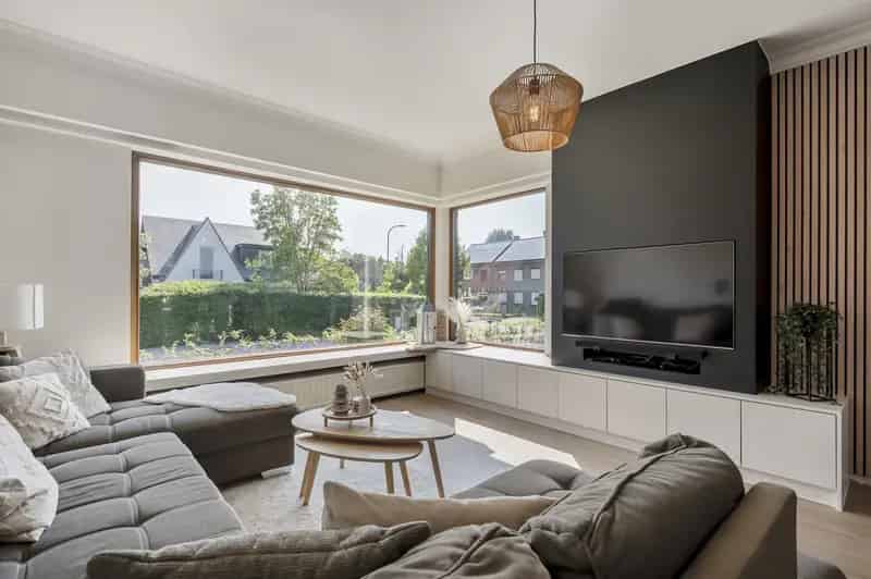 Gerenoveerde woning 4 slaapkamers Schorvoort