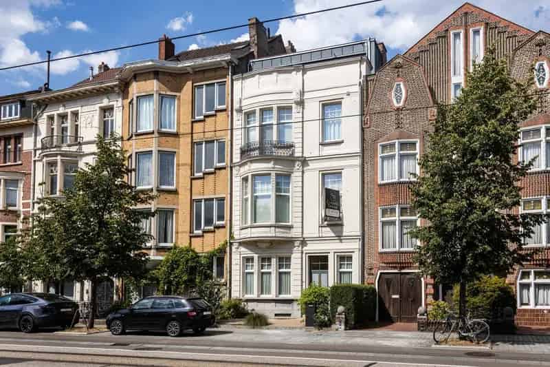 Prachtige herenwoning nabij station te Gent