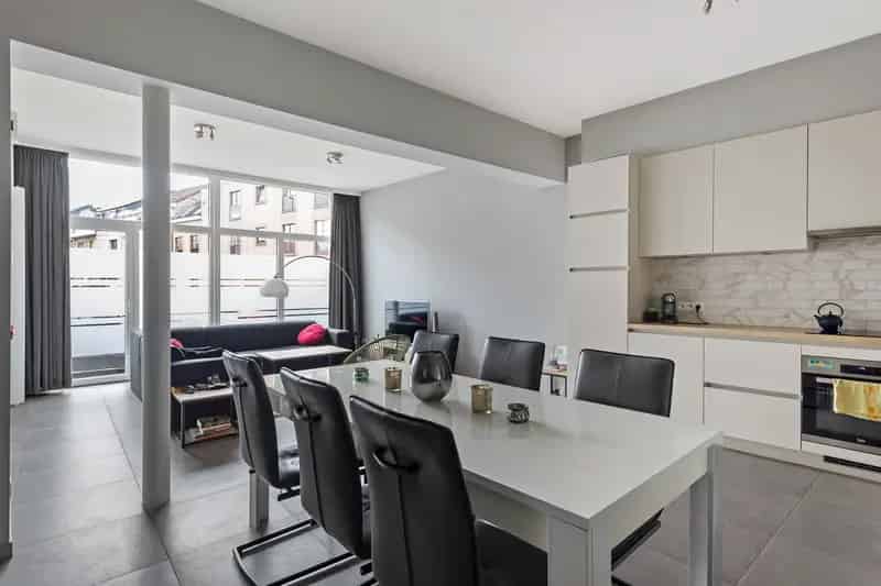 Opbrengsteigendom Sint-Gillis-Dendermonde: 2 Appartementen 4 Parkings