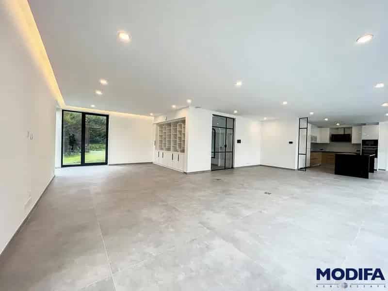 Moderne Villa te Huur 450m2 5 slaapkamers Domotica