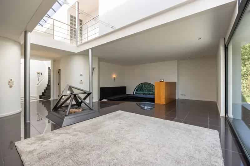 Villa te Aartselaar met Zwembad Nabij Golfclub