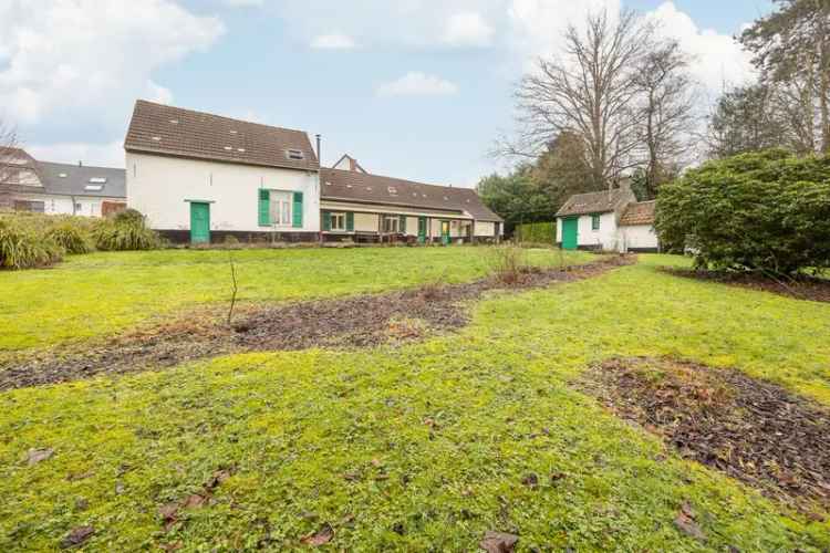 Bouwgrond kopen met landelijke ligging in het zuidwesten