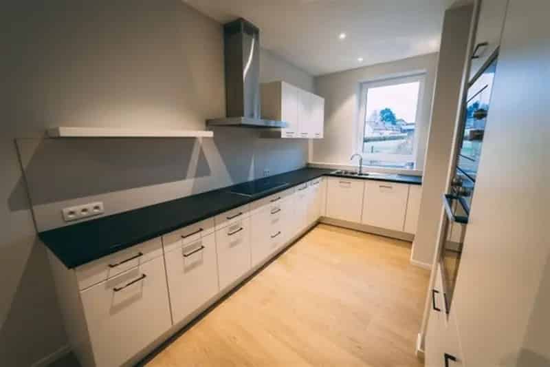 Gerenoveerde Rijwoning Nabij Centrum