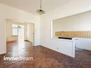 Huis Gemengd Gebruik te Renovveren Ukkel