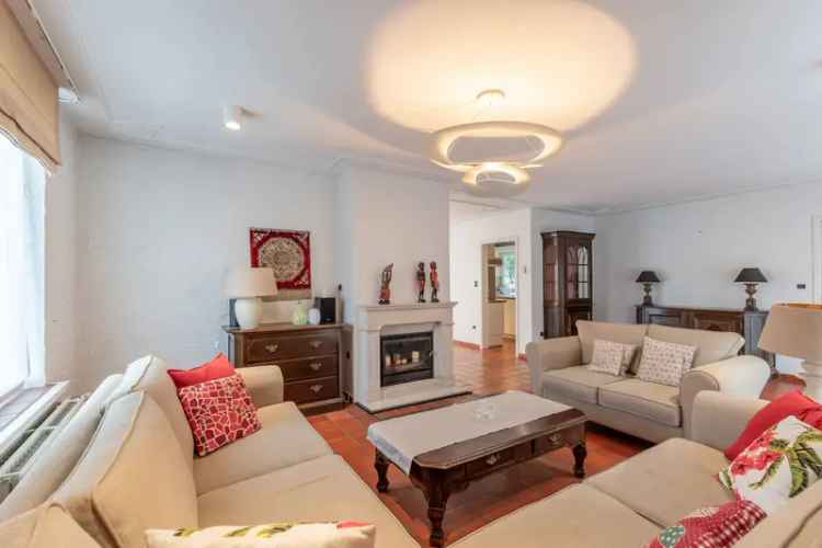Huis te koop Eksel: 5 slaapkamers, kantoor, wellness, 2309m²