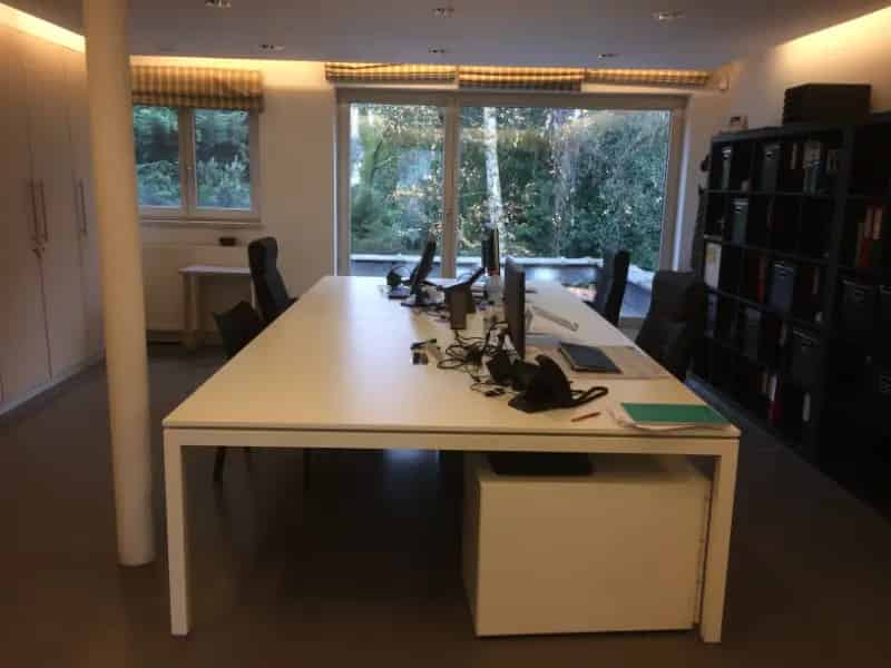 Huis te koop Ruime gezinswoning of bureau