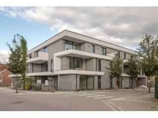 Te koop penthouse in Balen met moderne afwerking en unieke kenmerken