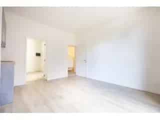 Appartement te koop Sint-Gillis 35m² gerenoveerd
