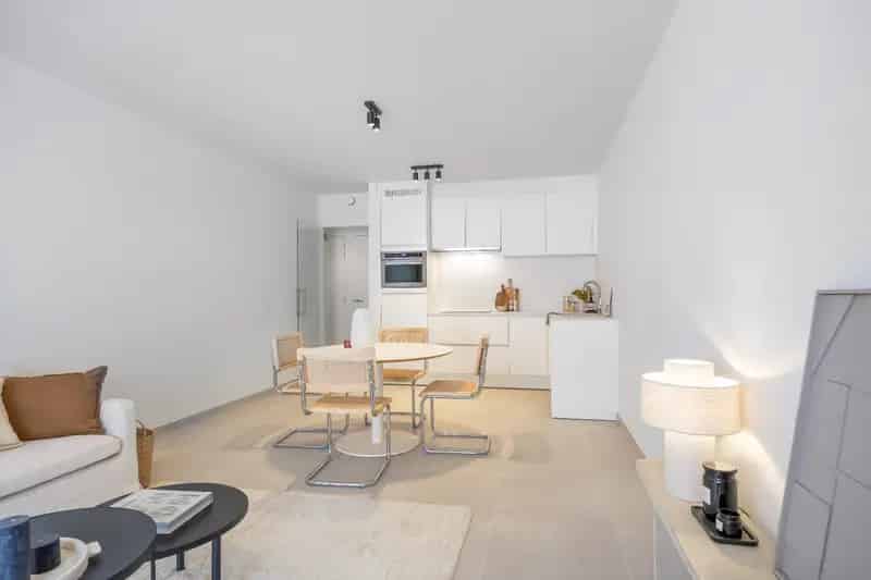 Nieuwbouwappartement 2 slaapkamers Centrum Nabij Strand