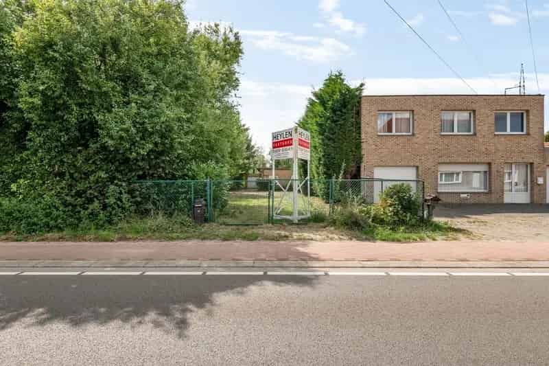 Te renoveren woning Sint Lenaarts 745m² tuin 155m²