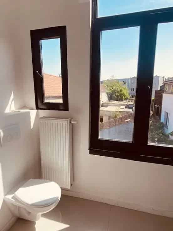Appartement Te Koop Lichtrijk 2 slaapkamers Geen algemene kosten
