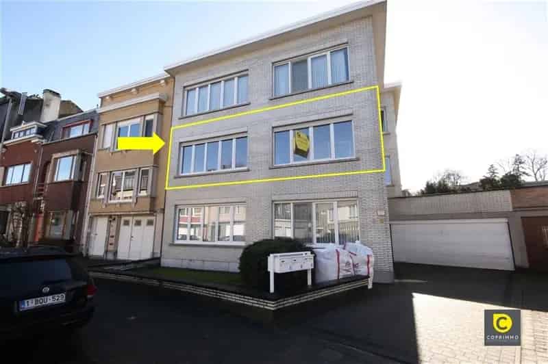 Ruim 3 Slaapkamer Appartement te Huur Toplocatie