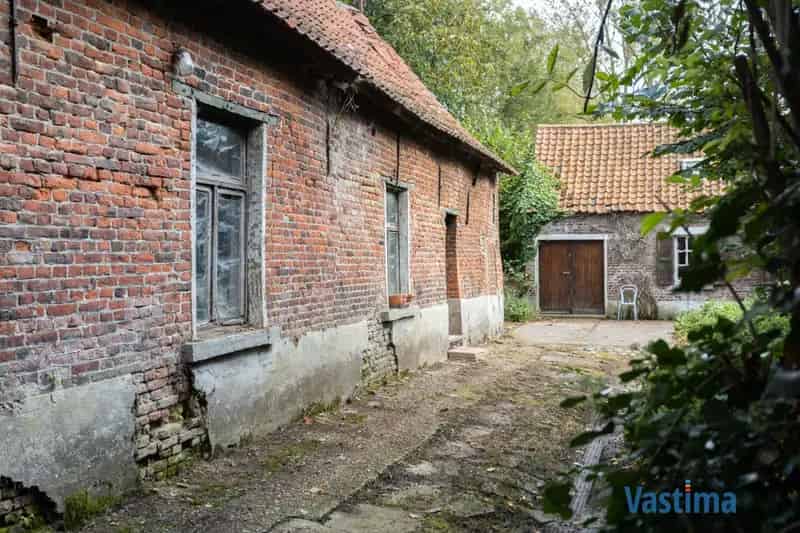 Huis te koop Opwijk: karaktervolle hoeve met bijgebouwen