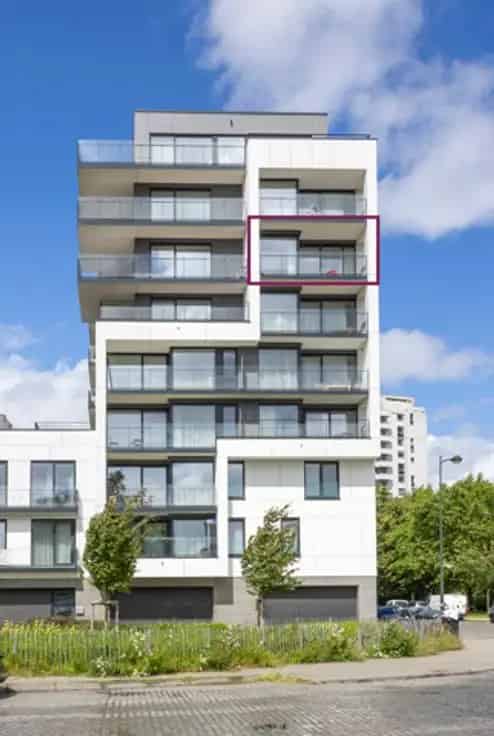Appartement te koop: 2 slaapkamers, 2 terrassen, nabij Tour & Taxis