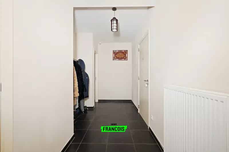 Appartement 3 slaapkamers Schaarbeek instapklaar