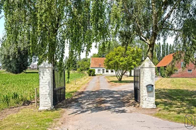 HOEVE te huur 1 hectare Rustig gelegen Prachtig zicht