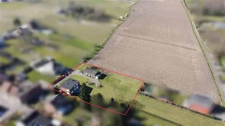 Landhuis te koop: 4 slaapkamers, grote tuin, 2952m²