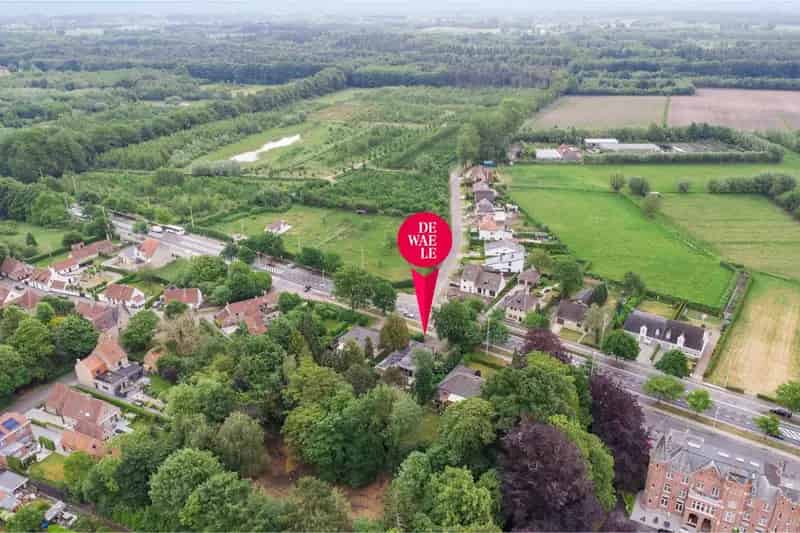 Huis te huur Sint-Kruis: 378m², 4 slaapkamers, polyvalent