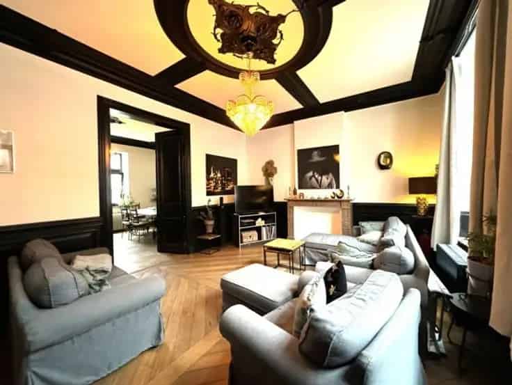 Herenhuis Te Koop Auvelais 5 slaapkamers