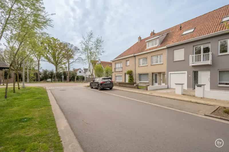 Rijwoning te Knokke nabij Graaf Jansdijk