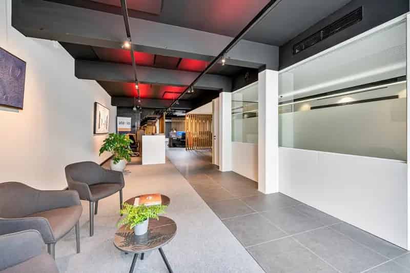 Verhuurd Kantoor met Magazijn Waregem - Rendement Investering
