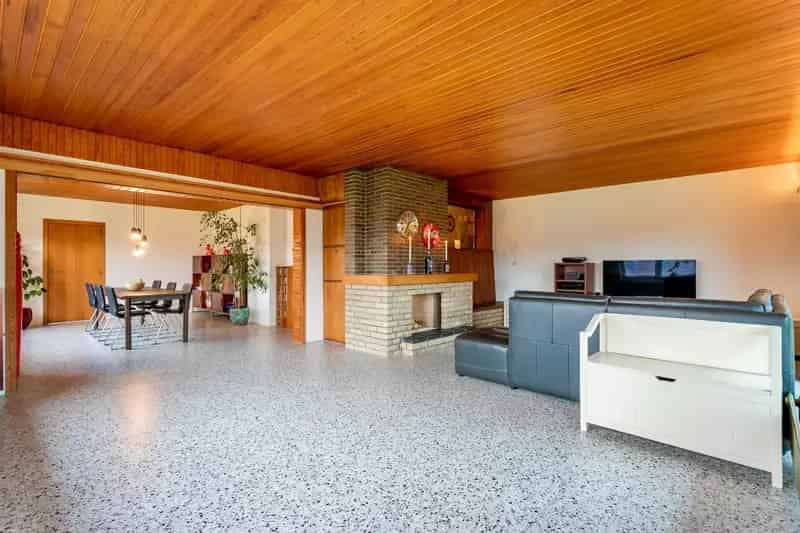 Woning te koop 4 slaapkamers dubbele garage kelder tuin