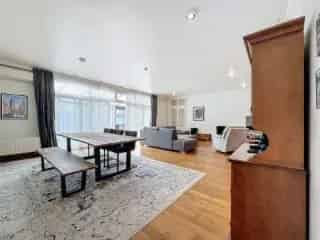 Appartement te Koop Mons Centrum - 3 slaapkamers - Huurinkomsten 1700€/maand