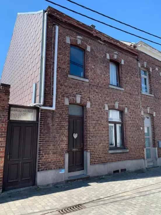 Huis Te Koop 3 Slaapkamers  Dubbel Glas Centrale Verwarming
