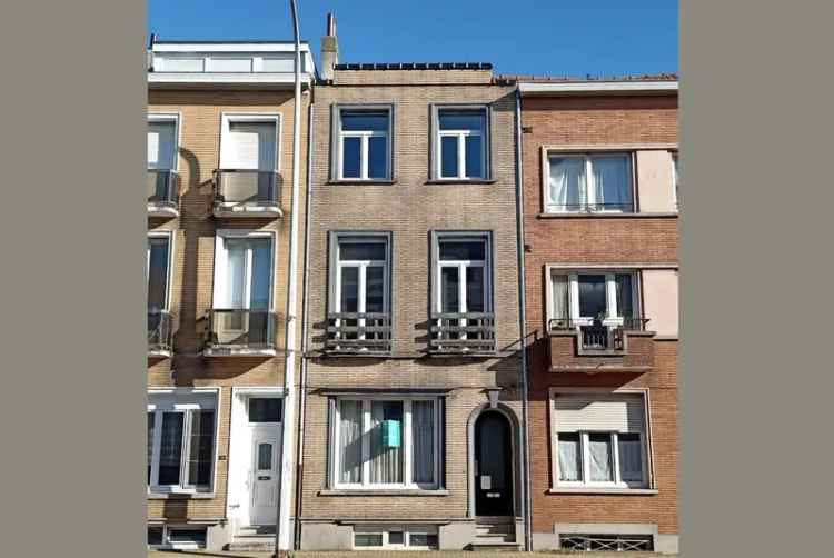 Huis te koop nabij station en centrum