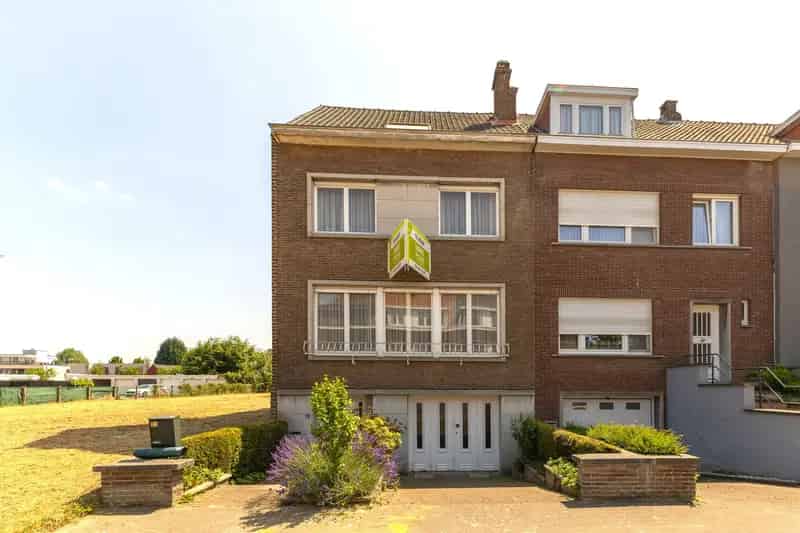 Huis te koop 3 slaapkamers tuin garage