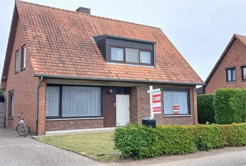 Huis te koop jaren 60 3 slaapkamers rustige straat