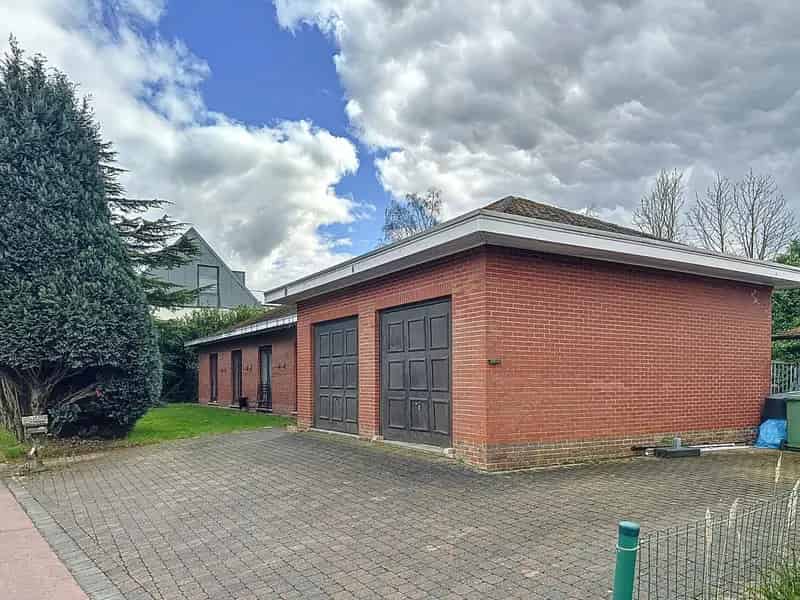 Renovatieproject of Afbraak met Z-tuin nabij A12