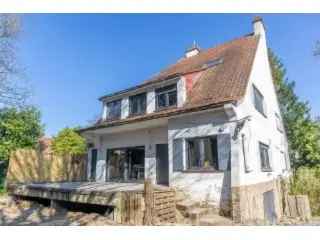 Kantoor of Gezinswoning te koop Sint-Genesius-Rode
