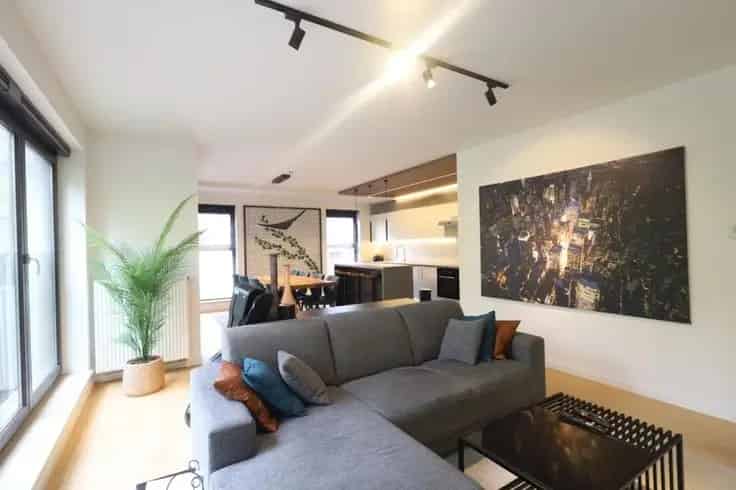 Appartement Te Koop Brussel 3 slaapkamers terras