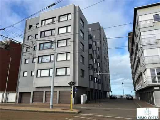 Studio te koop Middelkerke: Zeezicht, gerenoveerd, nabij strand