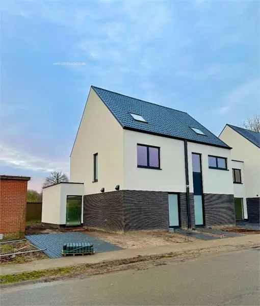 Nieuwbouw huis te koop in Kluizen