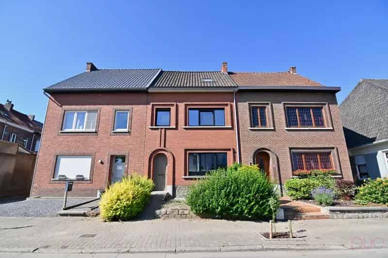 Gerenoveerde woning te huur 3 slaapkamers nabij station