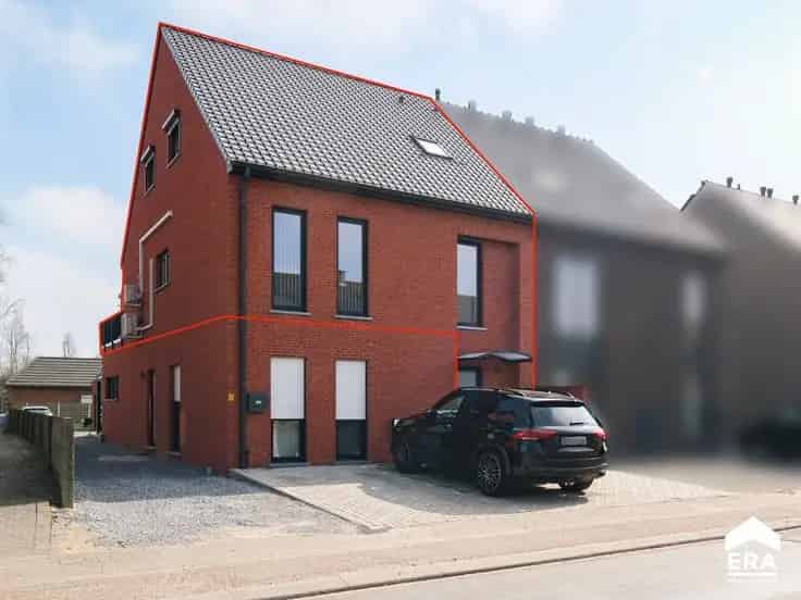 Ruim Triplex Appartement te Koop in Heusden-Zolder