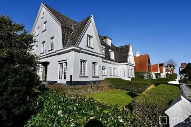 Koppelvilla te Koop Duinbergen Nabij Strand