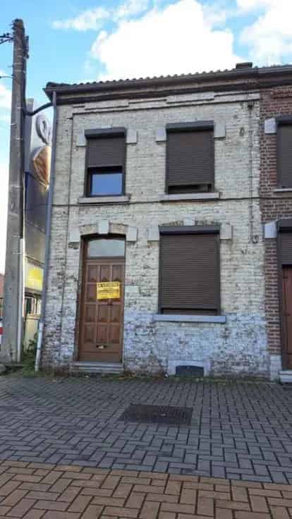 Huis te Koop 3 slaapkamers Garage Tuin Renovatieproject