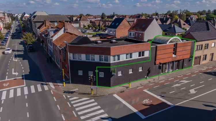 COMMERCIEEL GEBOUW - 214 M² BRUIKBARE RUIMTE