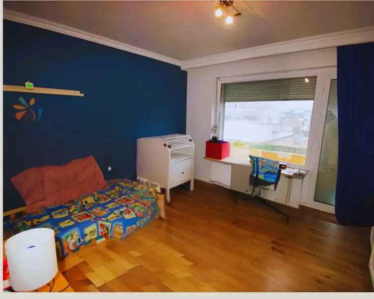 Te Koop Appartement 2 Slaapkamers en Mezzanine Nabij Park van Karreveld