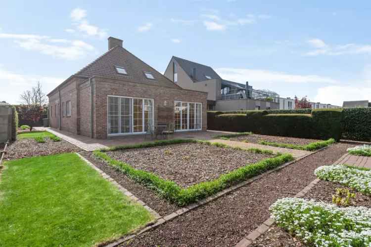 Instapklare gezinswoning 3 slaapkamers 754m²