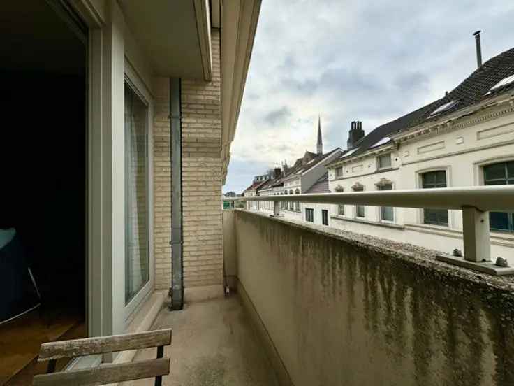 Appartement te huur nabij Europees Parlement 1 slaapkamer kantoor