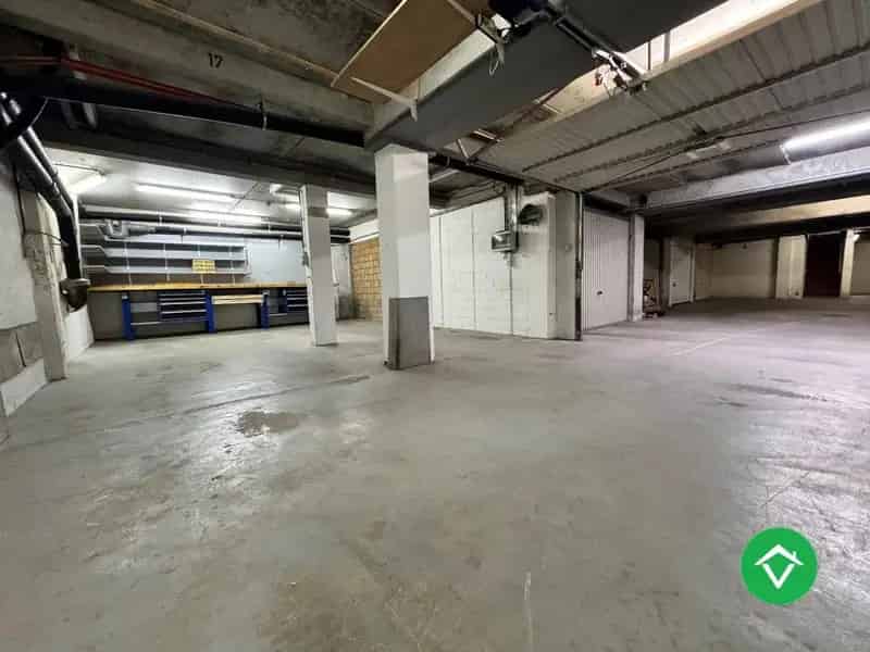 Ruime Ondergrondse Garage Oostende Centrum