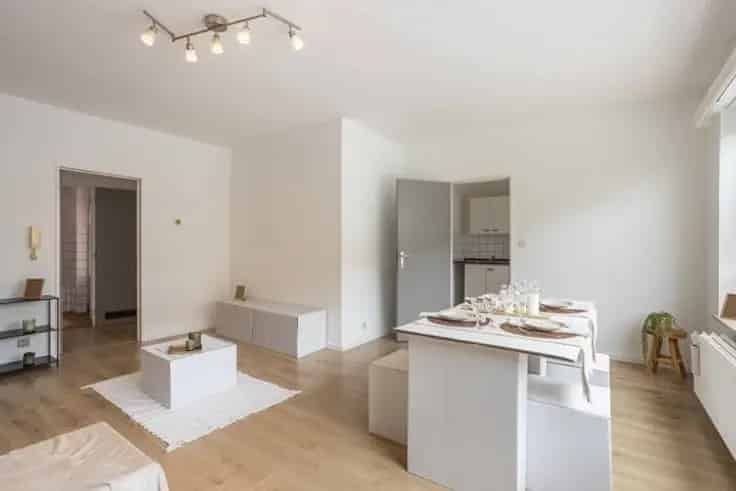 Appartement te Koop Brussel - 1 slaapkamer, 60m², terras
