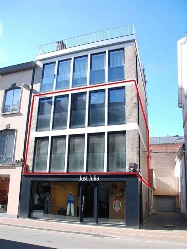 Duplex Appartement te Koop: Luxe Gemeubeld met Terras