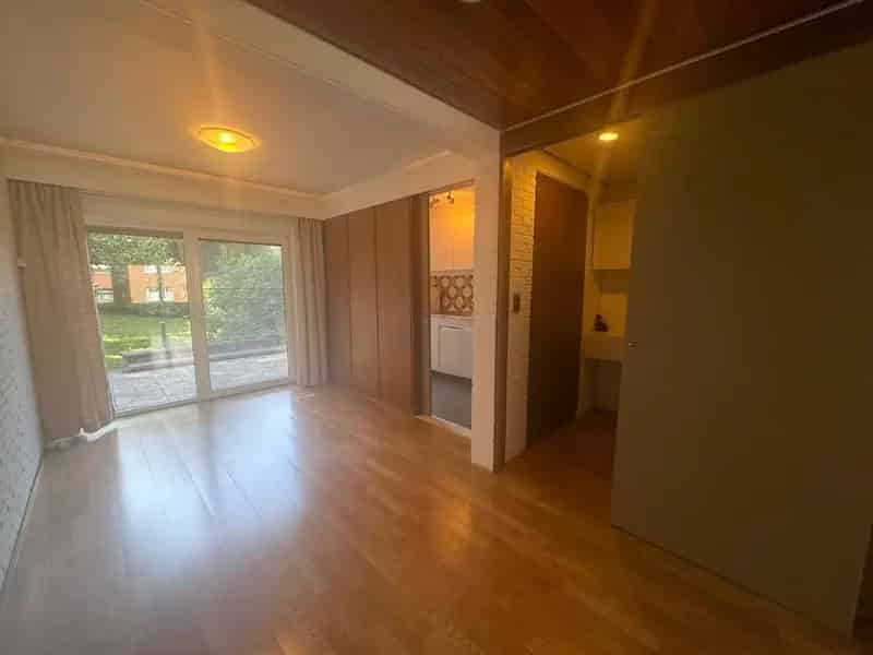 Ruime Rijwoning Genk Centrum Terras Tuin